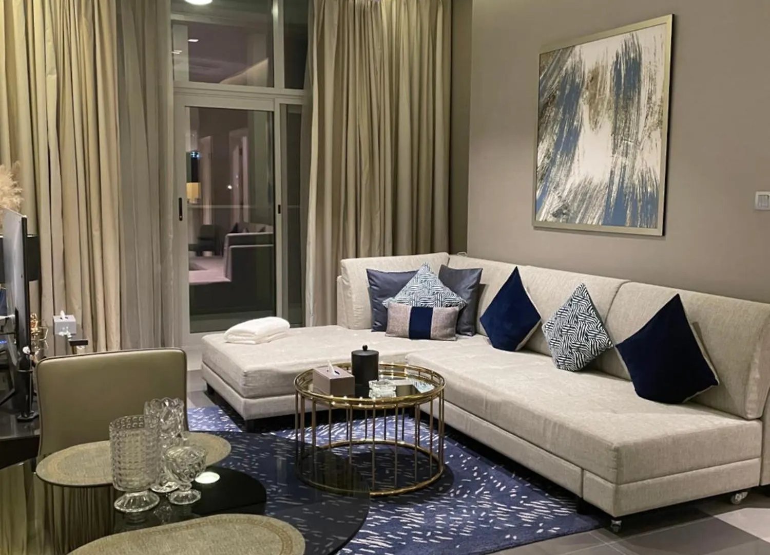 Damac Majestine Vip - Manzar Holiday Homes