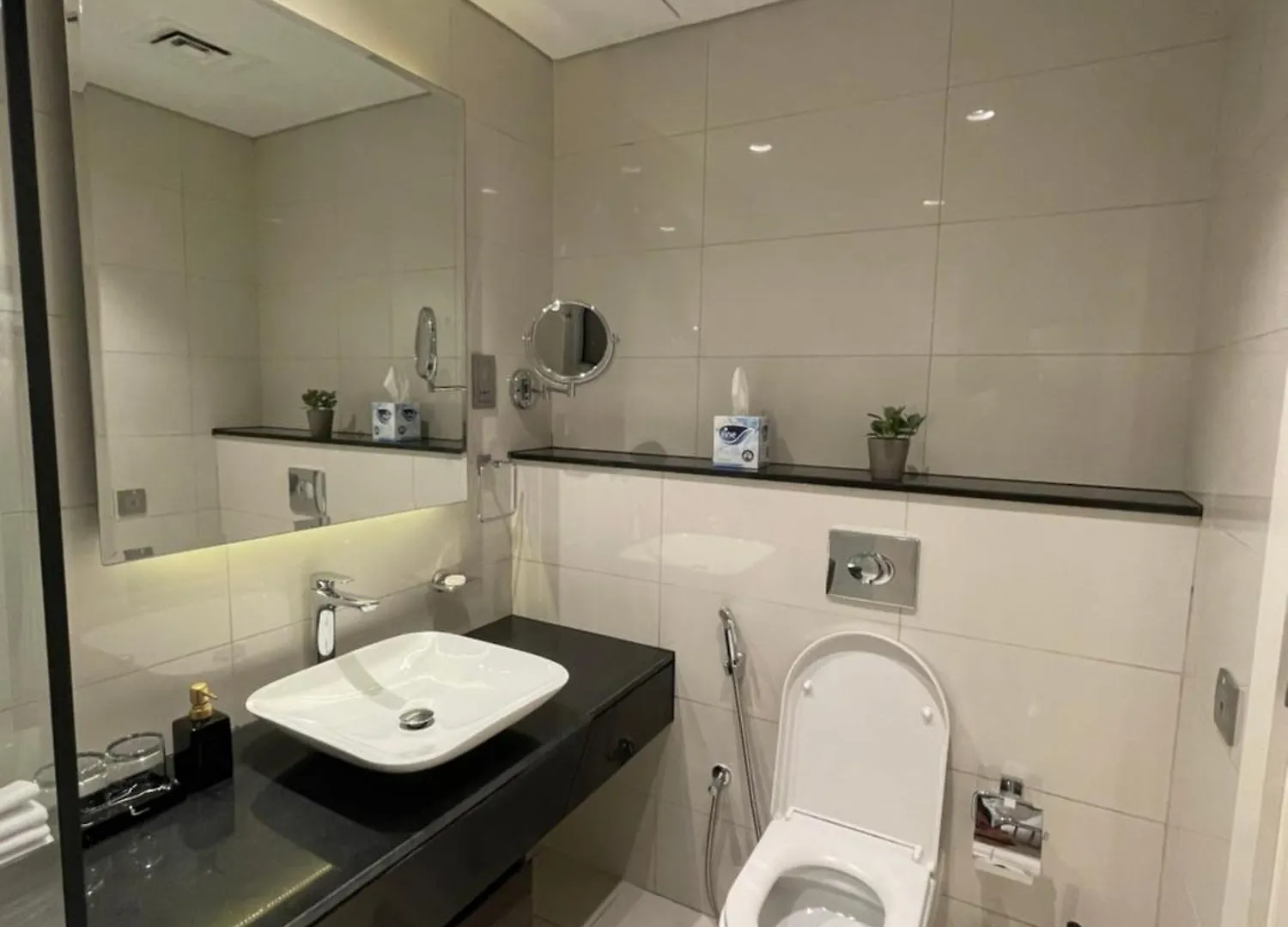 Damac Majestine Vip - Manzar Holiday Homes 0*, Dubai
